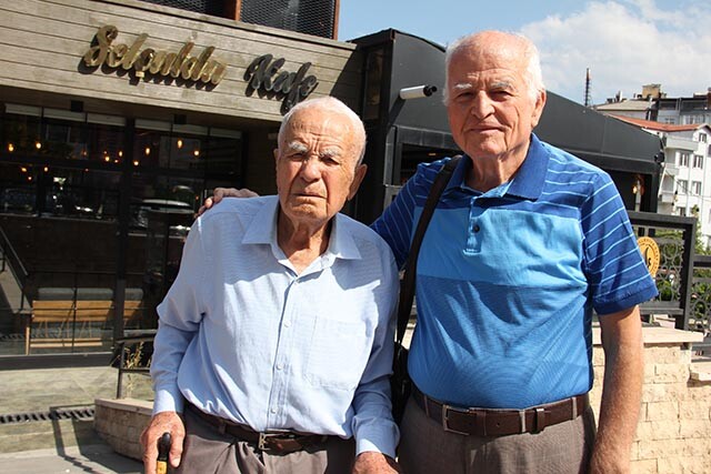 CHP'li efsane başkanlar yıllar sonra bir araya geldi